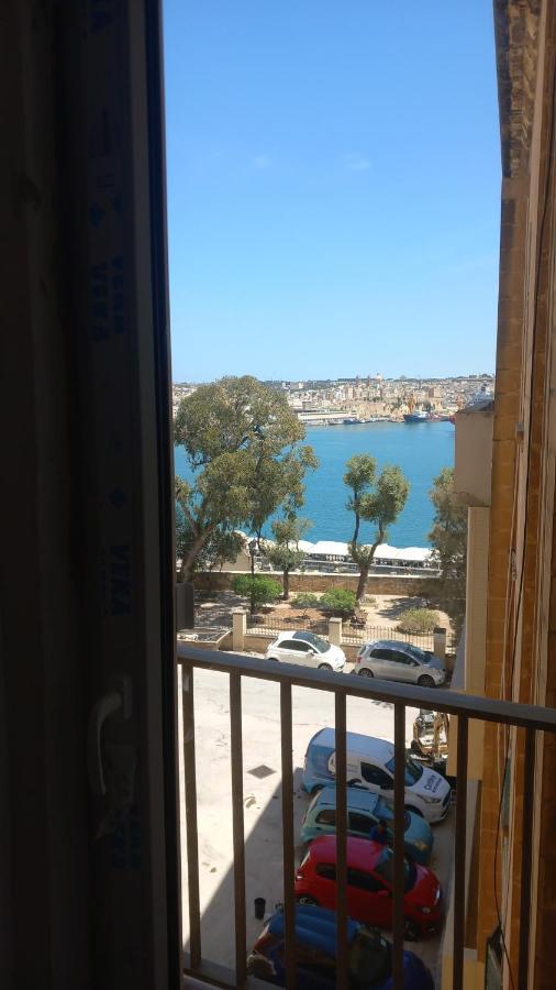 일 푸리아나 Door Nine -Townhouse With Harbour Views 빌라 외부 사진